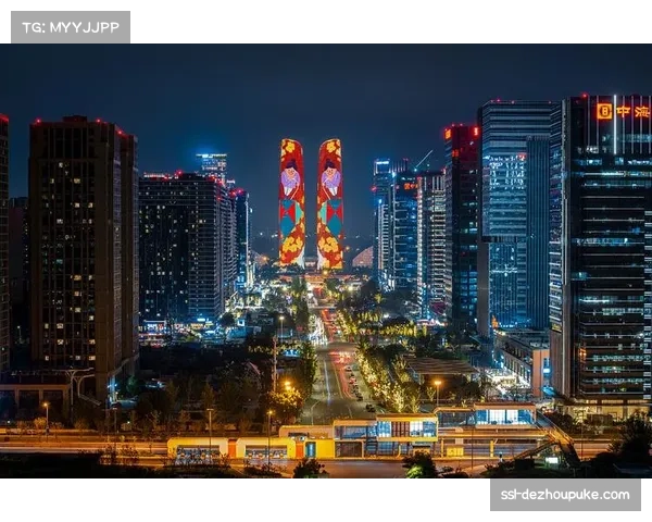 银龙杯回归蓉城：数万粉丝接机，城市地标亮灯庆祝
